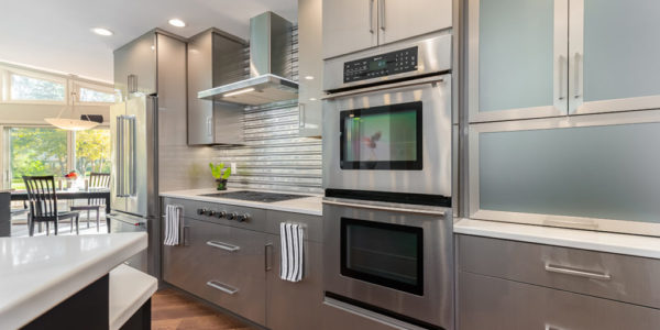 stainless-steel-style-cabinets-appliances-modern-kitchen